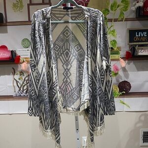 Derek Heart Black and Cream Knit Cardigan 2 X. Ptp is 27